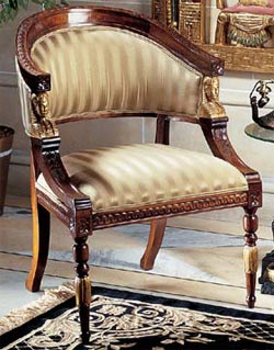 Die aussergewöhnlichen Verzierungen und wunderschönen Schnitzereien Sessel Möbel